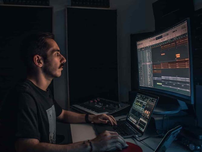 Music production expert providing guidance