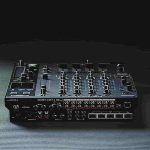 Mixing console for studio recording and beat production